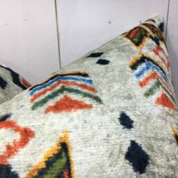 Silk Ikat Pillow Cover - 24x24 Handwoven Cushion - thumbnail 2