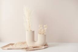 White Concrete U-Shaped Vase Modern Dried Flower Vase - thumbnail 1
