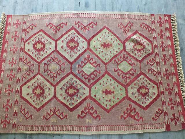 Kilim Rug, Small Traditional Turkish Purple Handwoven Hexagon Design Rug - image 1