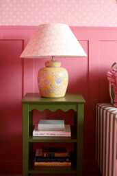 A Pair Of Clovers - 2 Bedside/Side Tables - With Wavy Trim & Shelves - thumbnail 1