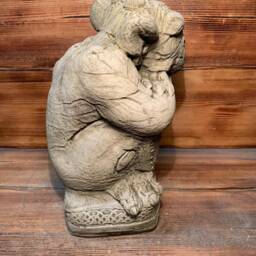 Stone Garden Large Shield Gargoyle Gremlin Pillar Cap Statue Ornament - thumbnail 2