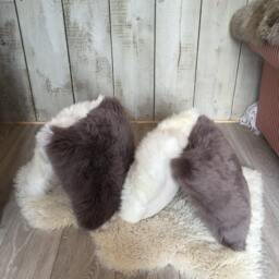 Australian Sheepskin Cushion Cover, Ivory Cream, Soft Suede Back - 42cm - thumbnail 2