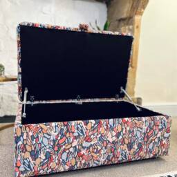Coffee Table With Storage in Linwood Chesil Beach - thumbnail 3