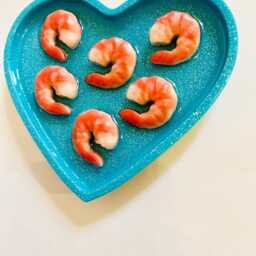 Mini Cocktail Shrimp Heart Wall Hanging /Dopamine D??cor/Fake Food/Kitchen D??cor/Food D??cor/Pop Art/Maximalist D??cor/Funny Art/ Unique Gift - thumbnail 2