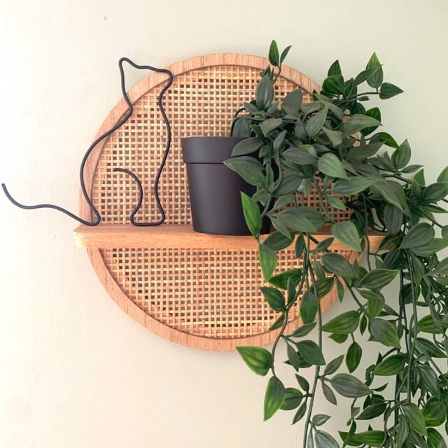 Handmade Wire Cat Wall Art - Minimalist Decor, Outline, Pet Lover Gift, Cute Letterbox Gift