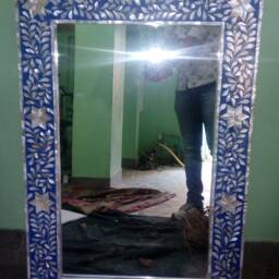 Mother Of Pearl Inlay Designer Mirror Frame - thumbnail 2