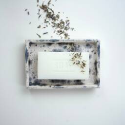 "12 X 8 cm Square Soap Dish With Rim & 3 Drainage Holes ""Marie" - thumbnail 2