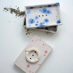 "12 X 8 cm Square Soap Dish With Rim & 3 Drainage Holes ""Marie" - thumbnail 3