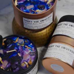 Trust The Universe - Crystal Manifestation Candle - Vegan Spiritual For Energy Cleansing Mindful Self Care Gift Christmas - thumbnail 2
