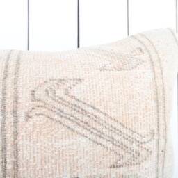 Handmade Turkish Kilim Pillow Cover Vintage Anatolian Design - 16x24 - thumbnail 3