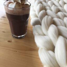 Ready To Ship With Express Shipping Chunky Knit Blanket, Merino Wool Knits, Christmas Blanket - thumbnail 3