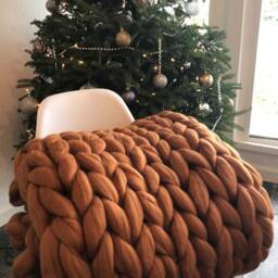 Ready To Ship With Express Shipping Chunky Knit Blanket, Merino Wool Knits, Christmas Blanket - thumbnail 2