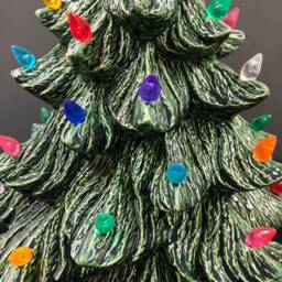 Ceramic Christmas Tree - Red Star - thumbnail 3