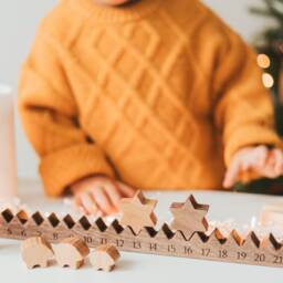 Wooden Advent Calendar With Star Holiday Decoration Activity Cards Christmas Decor Ornaments Nativity Set Countdown - thumbnail 1