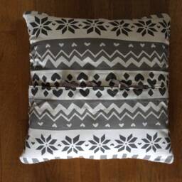 Cushion, Hand-Knitted Cushion, Handmade Cushion Cover, Chunky Wool - thumbnail 3