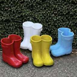 Fantasy White Boots Statue Concrete Figurine Cement Sculpture Outdoor Ornament Handmade Art Lover Gift Yard - thumbnail 4