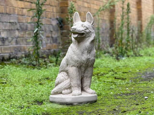 Concrete German Shepherd Statue Dog Memorial Sculpture Outdoor Dog Decor Garden Guard Figure Cement Figurine Pet Tribute Lover - image 1