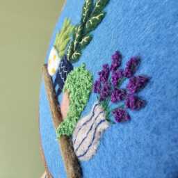 Ooak Needle Felted Pot Plant Felt Painting Framed in A 6 Inch Embroidery Hoop - thumbnail 4