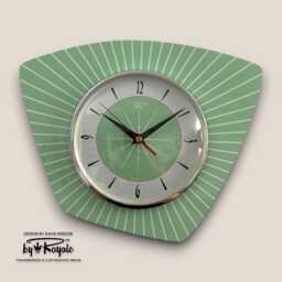 Jadeite Green Atomic Wall Clock Mid-Century French Style - thumbnail 1