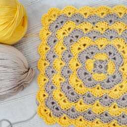 Shell Stitch Baby Blanket - thumbnail 4