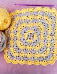 Shell Stitch Baby Blanket - thumbnail 1