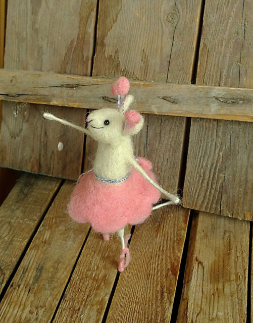 Ballerina Mouse, Felt Animal, Dancer, Ballet Gift, Needle Felted Felt Miniature, Birthday Whimsical Doll, Cute Gift - image 1
