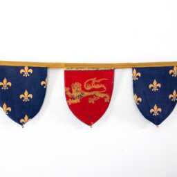 Medieval Style Heraldry Shields & Fleur-De-Lis Fabric Bunting - Double-Sided 12 Flags 3 Metres - thumbnail 2