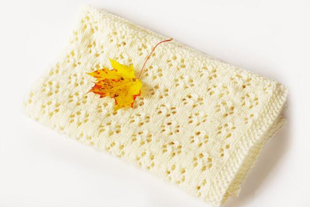 Knit Merino Wool Baby Blanket White Pram/Car Seat Blanket - image 1