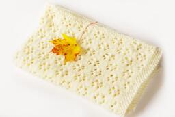 Knit Merino Wool Baby Blanket White Pram/Car Seat Blanket - thumbnail 1