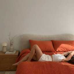 Burnt Orange Waffle 100% Cotton Duvet Cover Set - thumbnail 4