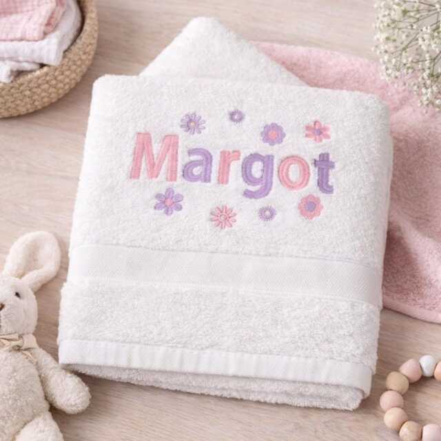 Personalised Name & Flowers Towel/Childrens Swimming Towel Hand Bath Sheet Time Gift New Baby - image 1