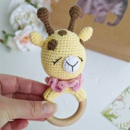 Giraffe Natural Baby Toy, Safari Shower Gift, Expecting Mom New Parents Congrats Present, Jungle Animal Welcome Gift - thumbnail 2