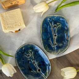 Handmade Ceramic Soap Dish Waterfall Blue Botanic Leaf Design - thumbnail 2