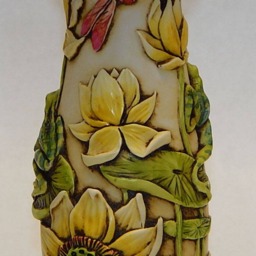 Former Harmony Kingdom Artist Neil Eyre Designs Lotus Flower Frog Dragonfly Vase in Your Choice Of 3 Colors Edition 50 Each - thumbnail 3