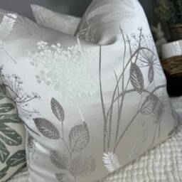 Taupe Floral Design Cushion Cover, Decorative Sofa Pillow Modern Countryside Fern - thumbnail 2