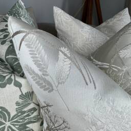 Taupe Floral Design Cushion Cover, Decorative Sofa Pillow Modern Countryside Fern - thumbnail 3