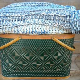 Crochet Baby Blanket in Light Blues - thumbnail 4