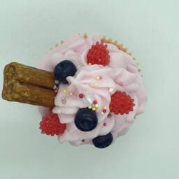 Handmade Cherry Berry Cupcake Candle, Vegan Soy Wax - thumbnail 4