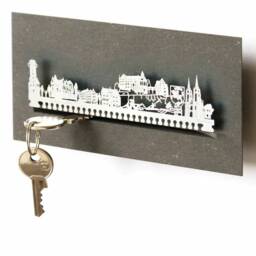 Marburg Souvenir Gift Tube - Iconic Skyline Silhouette & Landmarks Stylish Memorabilia For Fans Great Idea