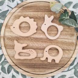 Personalised Organic Cotton Baby Comforter Embroidered Muslin Security Blanket With Animal Ring - thumbnail 3