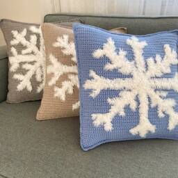 Custom Fluffy Snowflake Throw Pillow, Crochet Cushion Cover, Unique Christmas Pillowcase, Winter Home Decor, Snowy Knit Sofa Pillow Gift - thumbnail 2