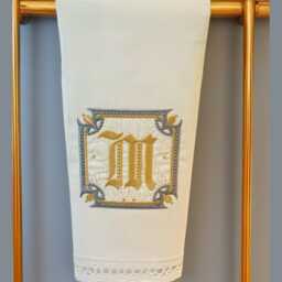 Fleur De Lis Pearl Monogram Guest Towel Scalloped Lace Edge - thumbnail 2