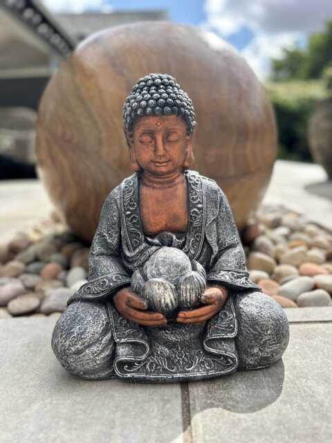 Large Copper & Silver Effect Cross-Leg Buddha Garden Decoration With Solar Light - image 1