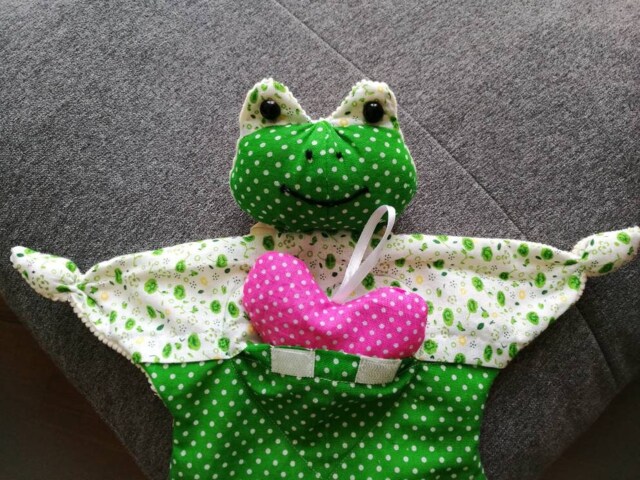 Lovey Frog With Lavender Heart - image 1