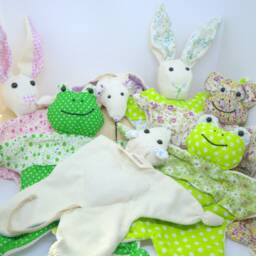 Lovey Frog With Lavender Heart - thumbnail 4