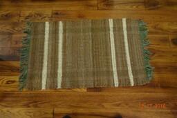 Llama Wool Hand Woven Rug. All Natural Colors - thumbnail 1