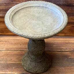 Stone Garden Art Deco Style Leaf Vine Detailed Bird Bath Statue Ornament - thumbnail 3