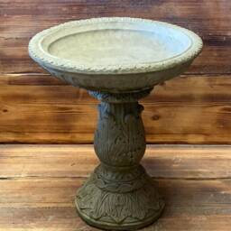 Stone Garden Art Deco Style Leaf Vine Detailed Bird Bath Statue Ornament - thumbnail 2
