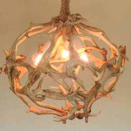 Real White, Modern Antler Chandelier in Bubble Shape - thumbnail 2