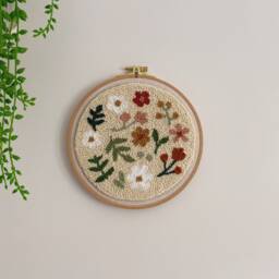 Floral Punch Needle Wall Hanging, Handmade Botanical Fiber Art Decor - thumbnail 2